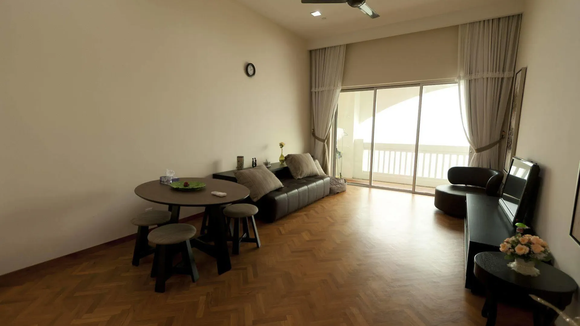 Aparthotel Profolio @ Straits Quay Tanjung Tokong 3*,  Malajsie